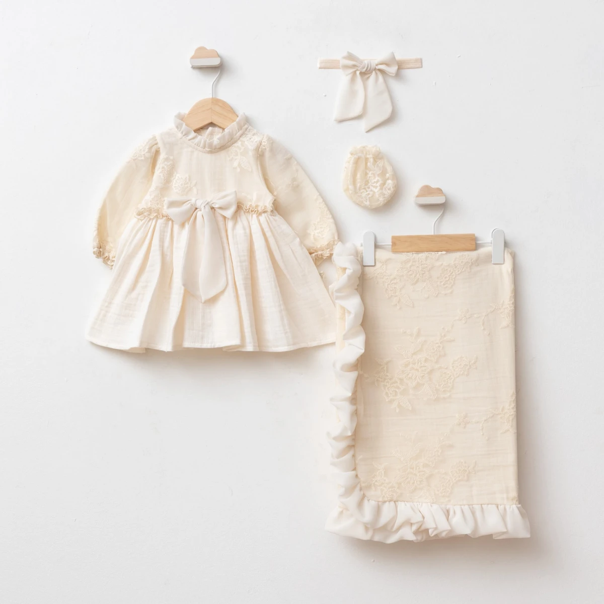 PUGİ baby girl clothing set 0–3 months – ELBİSELİ 4LÜ MÜSLİN 8006PG