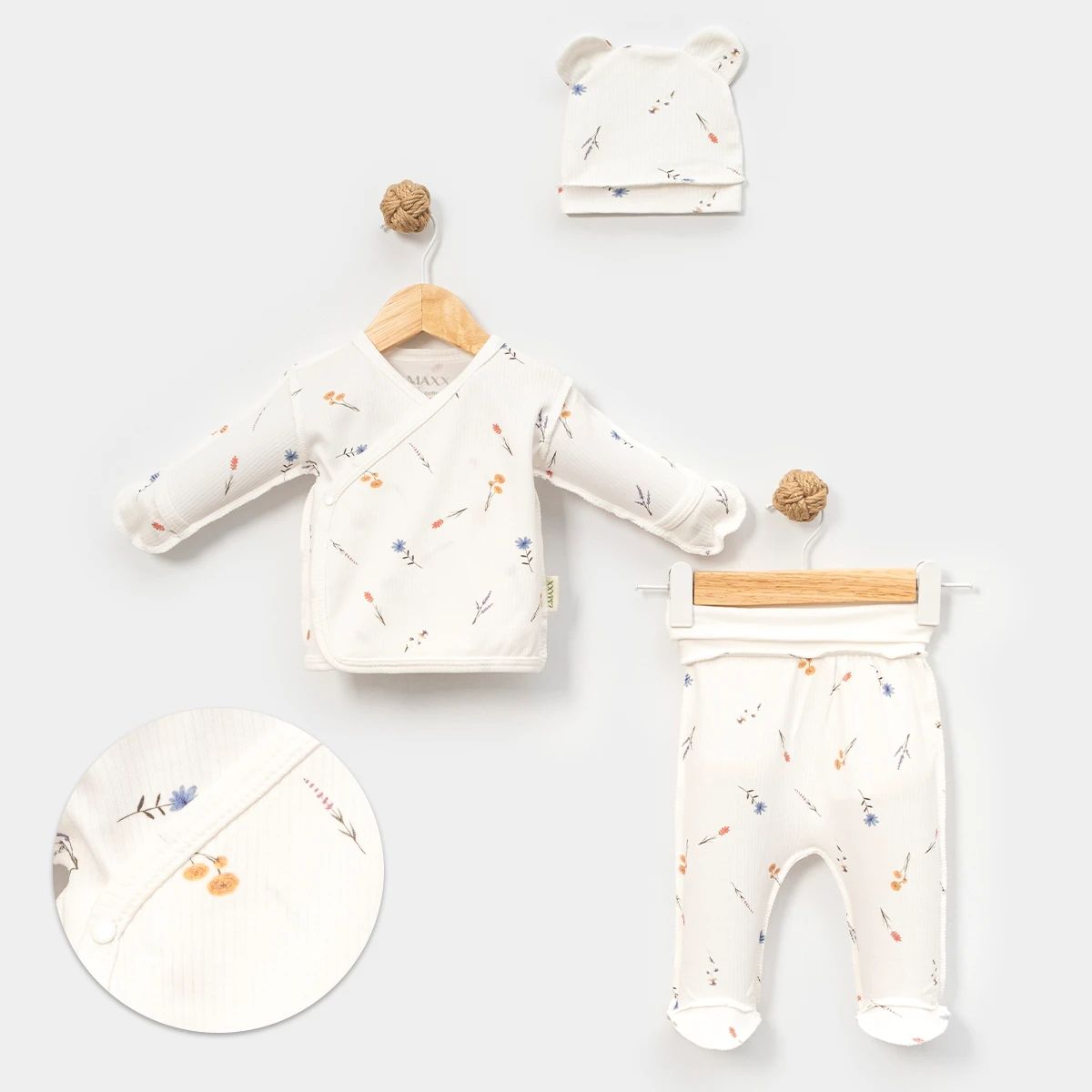 Ecru Patterned 3-Piece Baby Clothes Set (0-6M)